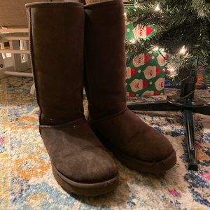 UGG chocolate brown size 11 classic tall